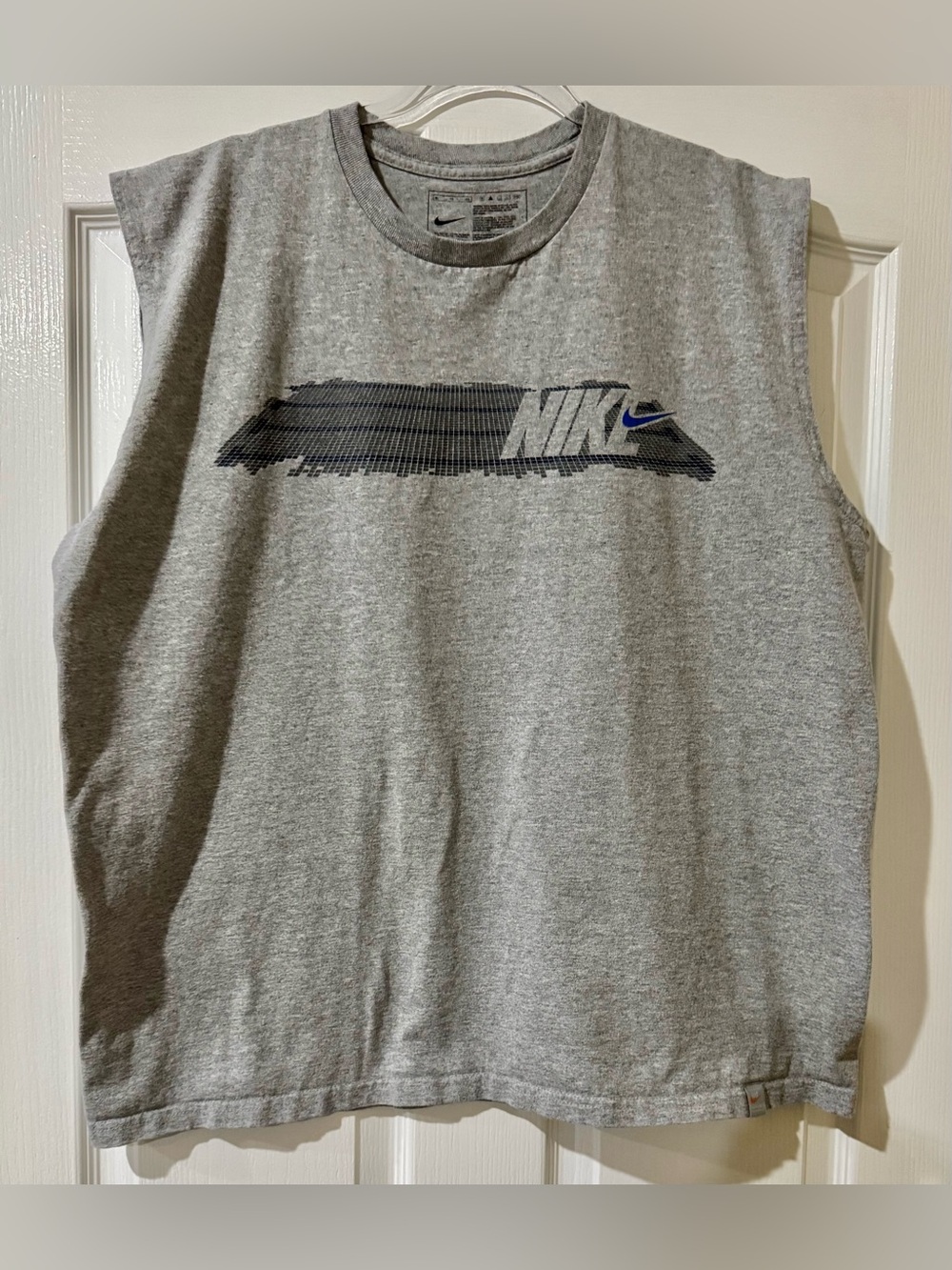 Nike Swim Men’s Gray Sleeveless Logo Tank XL